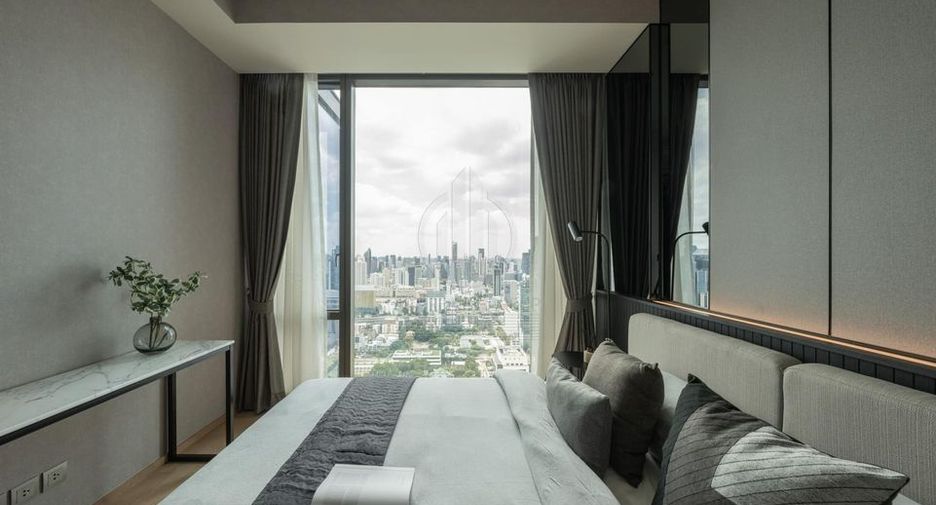 For sale 1 bed condo in Pathum Wan, Bangkok