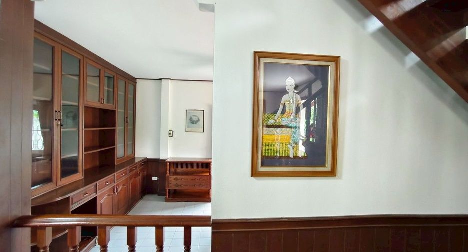 For rent 3 bedrooms house in Si Racha, Chonburi
