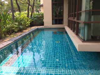 À louer 4 chambres maison à Watthana, Bangkok