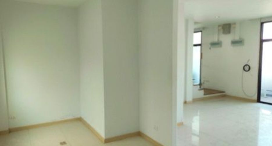 出售 公寓 联排别墅 在 Mueang Nonthaburi, Nonthaburi