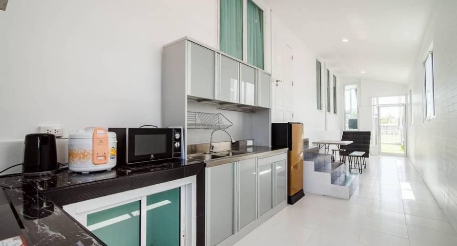 For rent and for sale 4 bedrooms villa in Hua Hin, Prachuap Khiri Khan