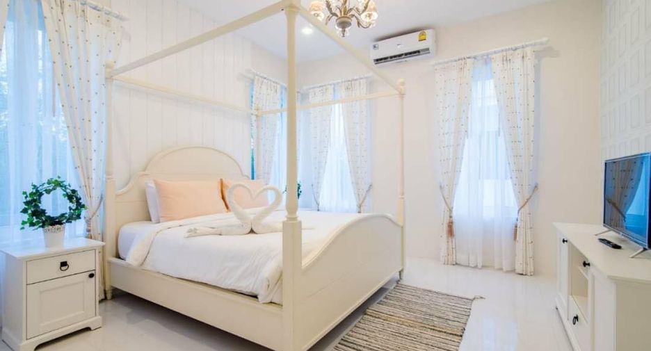 For rent and for sale 4 bedrooms villa in Hua Hin, Prachuap Khiri Khan