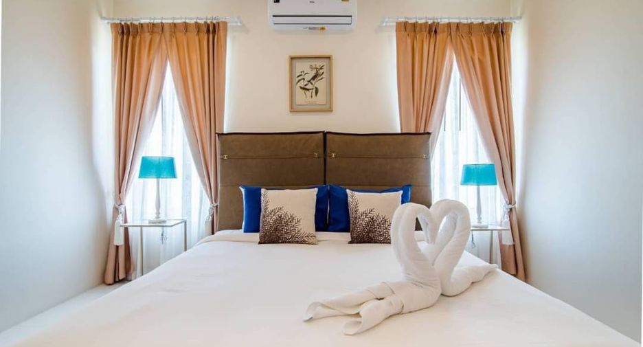 For rent and for sale 4 bedrooms villa in Hua Hin, Prachuap Khiri Khan