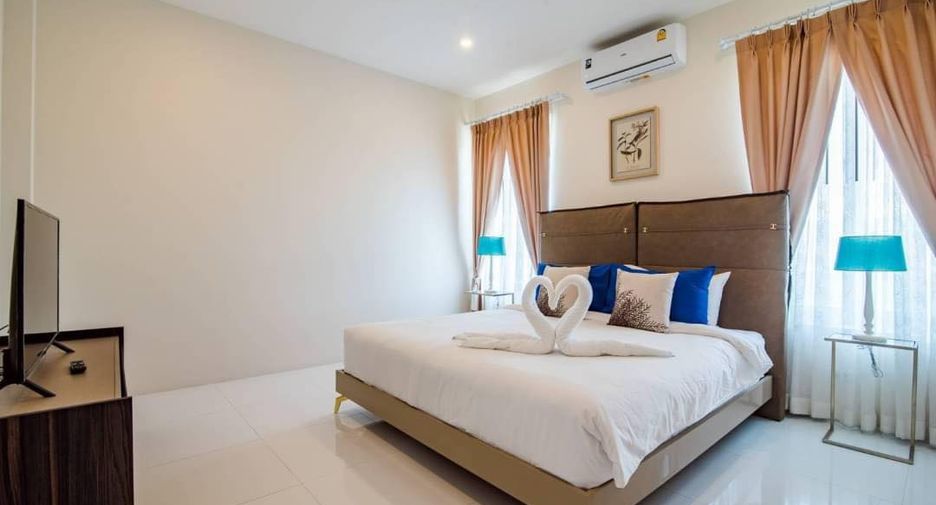 For rent and for sale 4 bedrooms villa in Hua Hin, Prachuap Khiri Khan