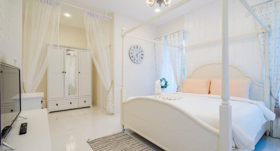 For rent and for sale 4 bedrooms villa in Hua Hin, Prachuap Khiri Khan
