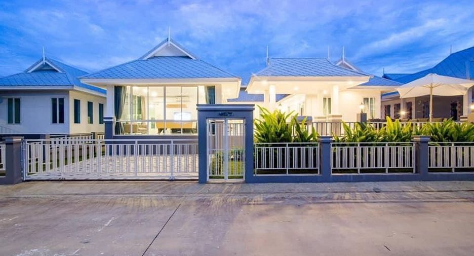 For rent and for sale 4 bedrooms villa in Hua Hin, Prachuap Khiri Khan
