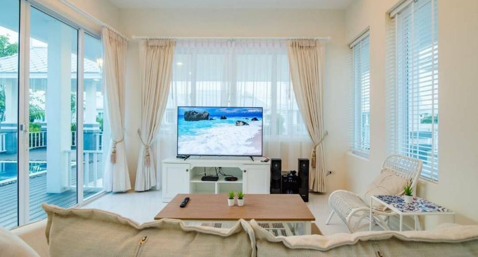 For rent and for sale 4 bedrooms villa in Hua Hin, Prachuap Khiri Khan