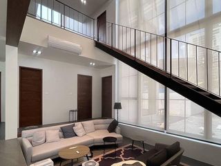 For rent そして for sale 4 Beds house in Khlong San, Bangkok