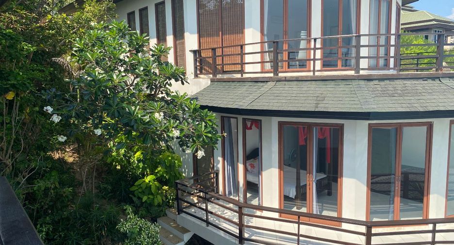 For sale 4 bedrooms villa in Ko Samui, Surat Thani