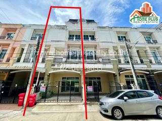 For sale 4 bedrooms townhouse in Nong Khaem, Bangkok