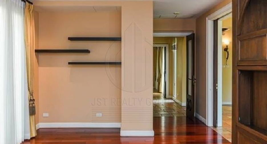 Casa en venta de 3 habitaciones en Bang Phli, Samut Prakan