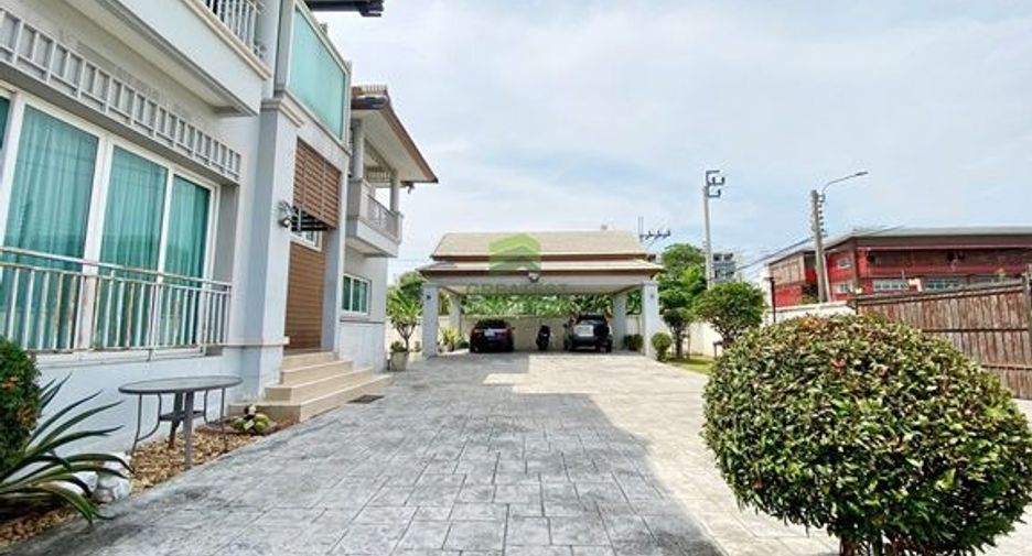 Haus zum Kauf mit 5 Zimmer in Bang Kapi, Bangkok