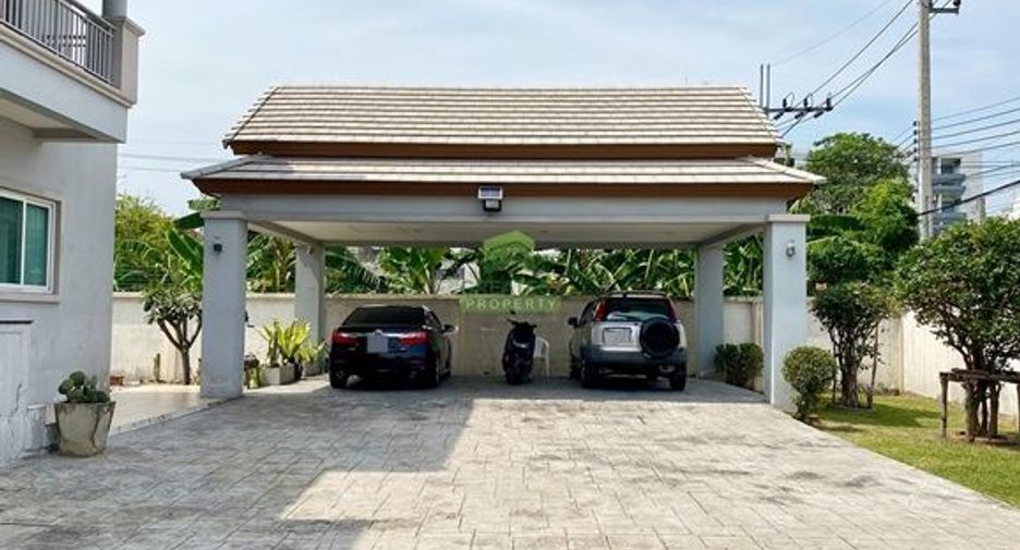 Haus zum Kauf mit 5 Zimmer in Bang Kapi, Bangkok