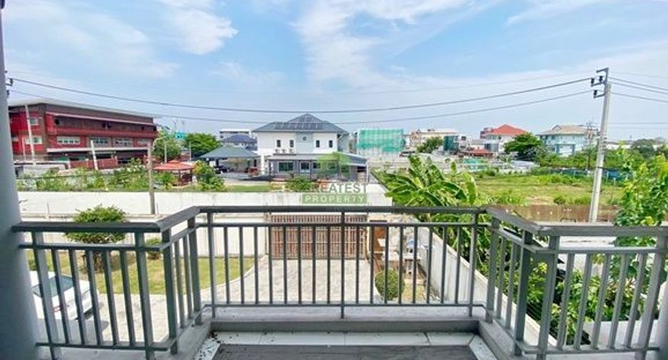 Haus zum Kauf mit 5 Zimmer in Bang Kapi, Bangkok