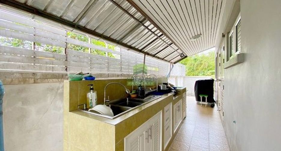 Haus zum Kauf mit 5 Zimmer in Bang Kapi, Bangkok