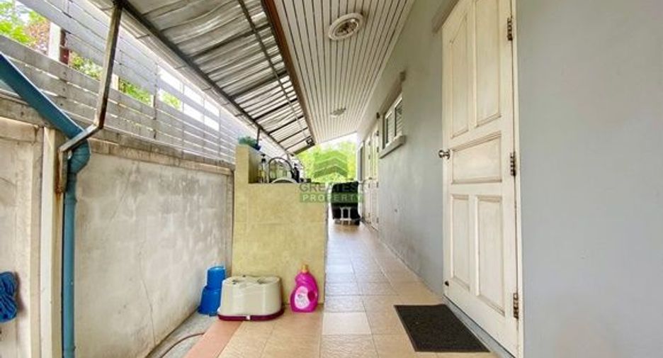 Haus zum Kauf mit 5 Zimmer in Bang Kapi, Bangkok