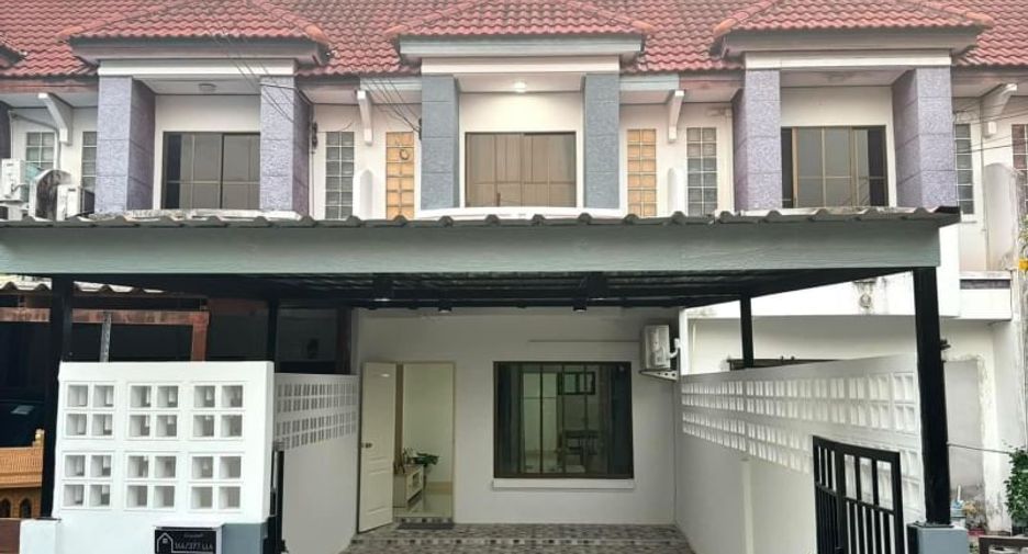 For sale 2 Beds townhouse in East Pattaya, Pattaya
