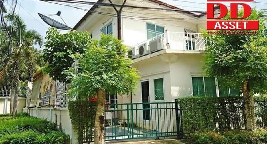 For sale 4 Beds house in Phutthamonthon, Nakhon Pathom