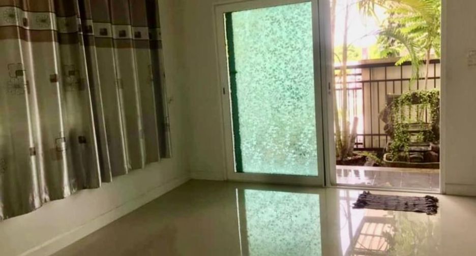 Haus zum Kauf mit 3 Zimmer in Mueang Chon Buri, Chonburi