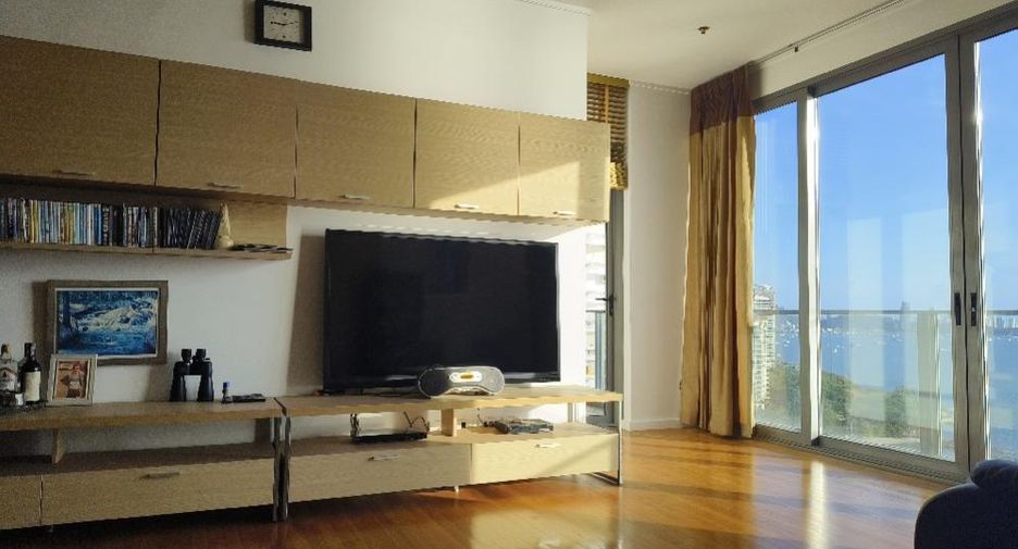 For sale 2 bedrooms condo in Bang Lamung, Chonburi