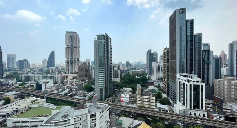 ขาย 3 ห้องนอน คอนโด ใน คลองเตย, กรุงเทพฯ