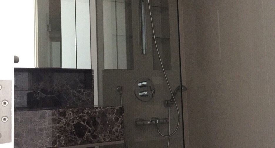 Condo en alquiler de 3 habitaciones en Pathum Wan, Bangkok