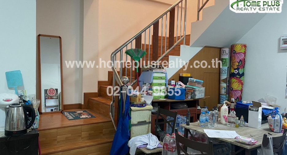 For sale 3 bedrooms townhouse in Phan Thong, Chonburi