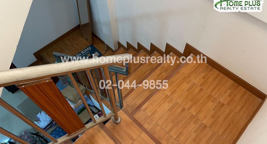 For sale 3 bedrooms townhouse in Phan Thong, Chonburi