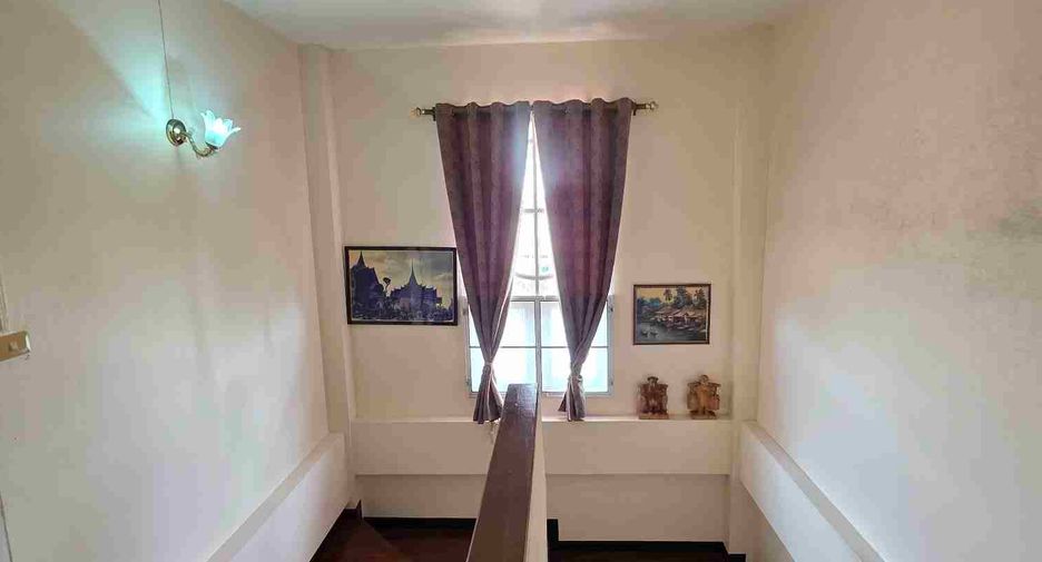 Casa en alquiler de 3 habitaciones en Ban Chang, Rayong