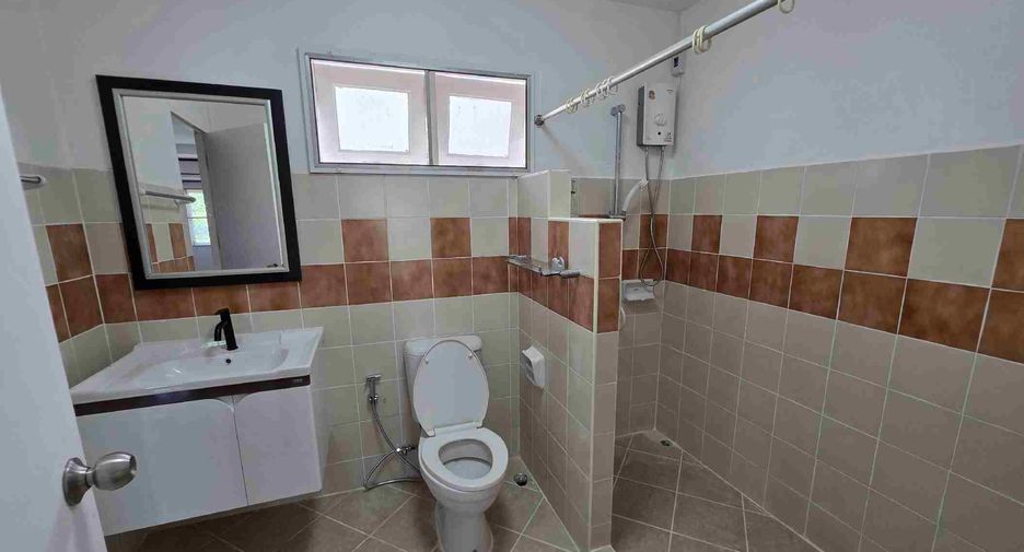 For rent 3 bedrooms house in Ban Chang, Rayong