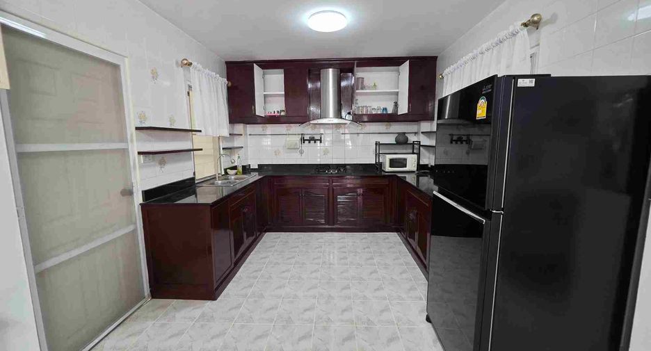 For rent 3 bedrooms house in Ban Chang, Rayong