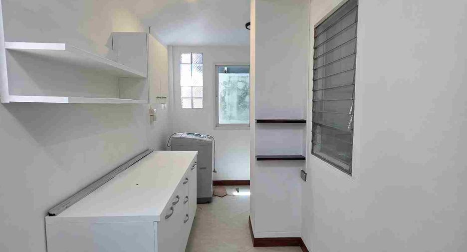 For rent 3 bedrooms house in Ban Chang, Rayong