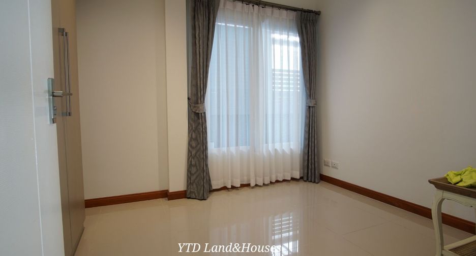 For sale 4 bedrooms house in Bang Phli, Samut Prakan