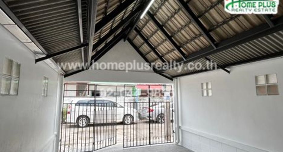 For sale 2 bedrooms townhouse in Bueng Kum, Bangkok