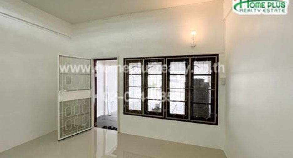 For sale 2 bedrooms townhouse in Bueng Kum, Bangkok