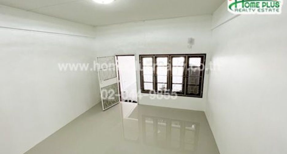 For sale 2 bedrooms townhouse in Bueng Kum, Bangkok