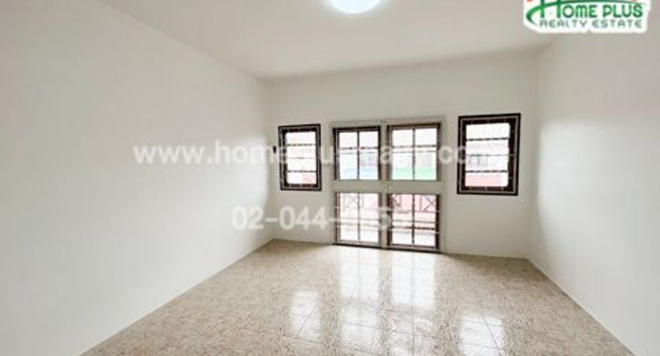 For sale 2 bedrooms townhouse in Bueng Kum, Bangkok