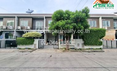 For sale 3 bedrooms townhouse in Sai Noi, Nonthaburi