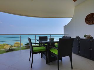 For sale 3 bed condo in Sattahip, Chonburi