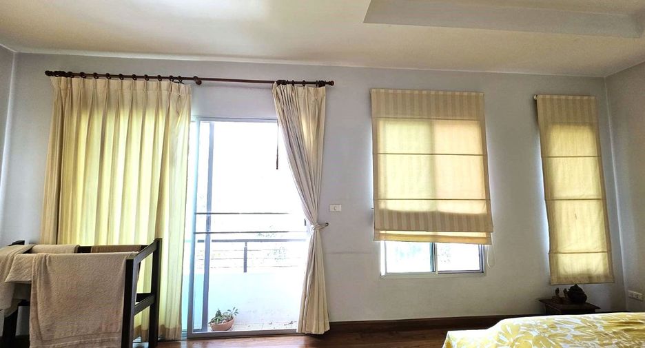For sale 3 bedrooms house in Mueang Samut Prakan, Samut Prakan