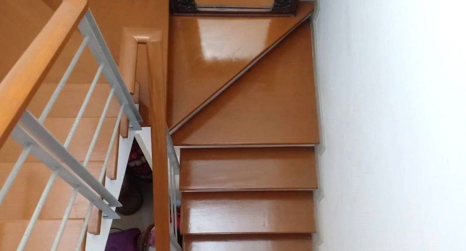 For sale 3 bedrooms house in Mueang Samut Prakan, Samut Prakan