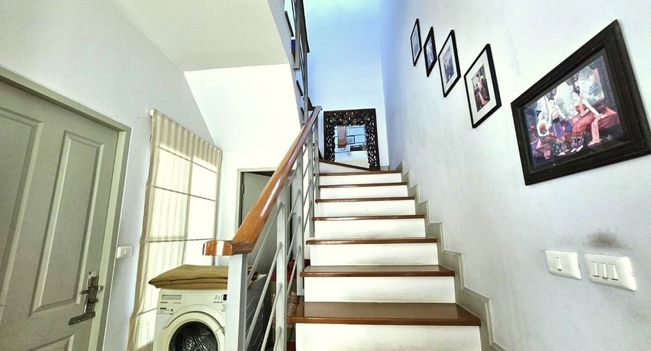 For sale 3 bedrooms house in Mueang Samut Prakan, Samut Prakan