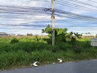 Terreno en venta en Bang Sao Thong, Samut Prakan