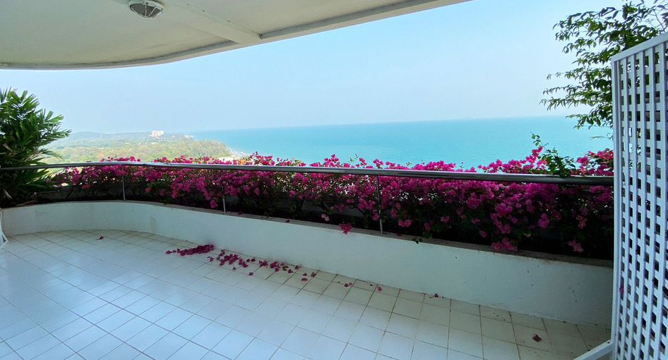 For sale 3 bedrooms condo in Klaeng, Rayong