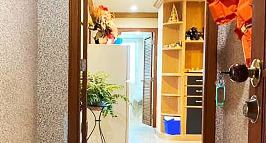 For sale 3 bedrooms condo in Klaeng, Rayong