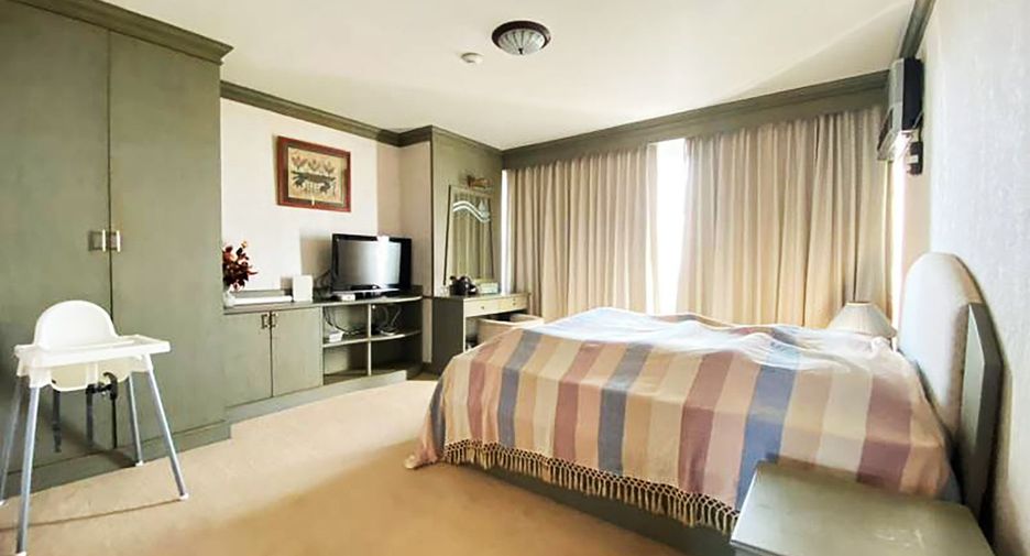 For sale 3 bedrooms condo in Klaeng, Rayong