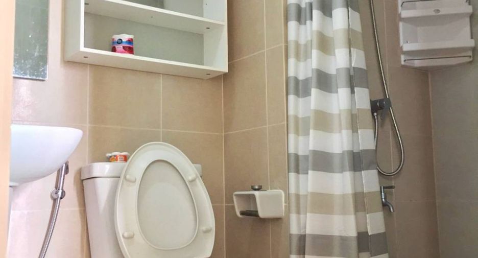 For sale 1 bed condo in Mueang Samut Prakan, Samut Prakan