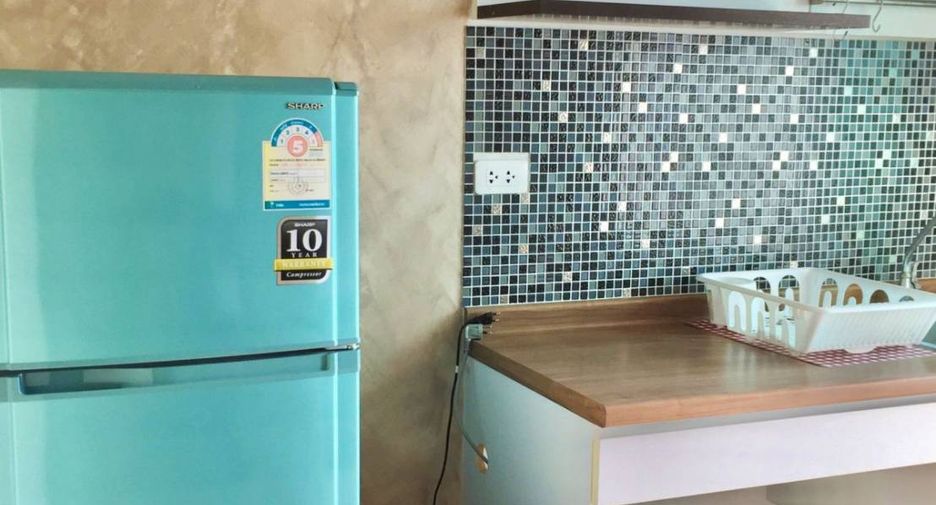 For sale 1 bed condo in Mueang Samut Prakan, Samut Prakan