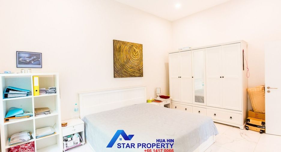 For sale 5 bedrooms villa in Hua Hin, Prachuap Khiri Khan