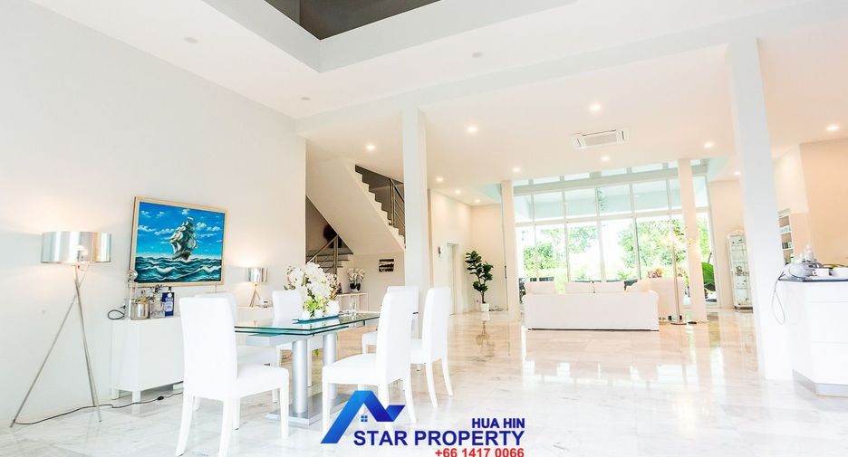 For sale 5 bedrooms villa in Hua Hin, Prachuap Khiri Khan